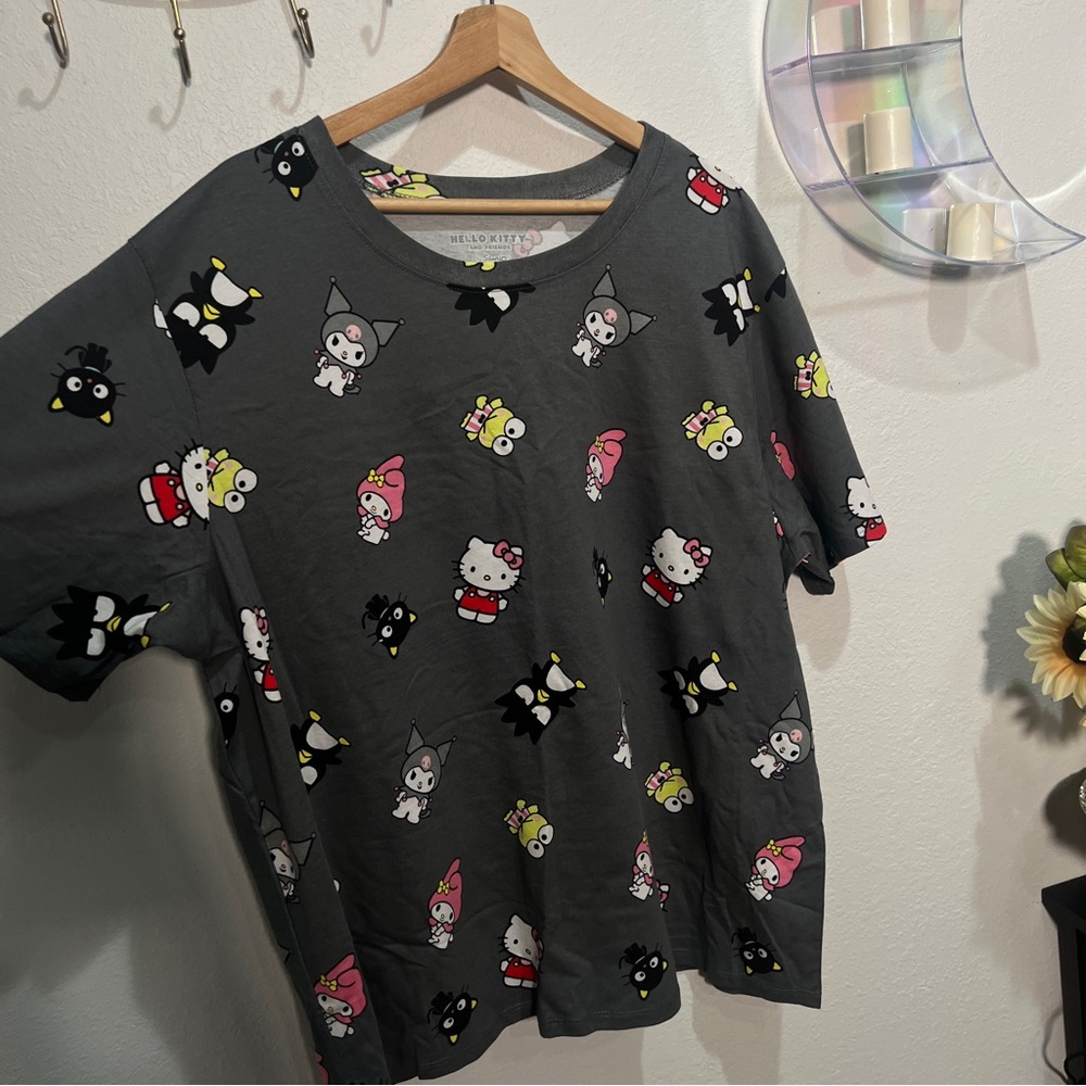 Hello Kitty Dark Gray Character T-Shirt